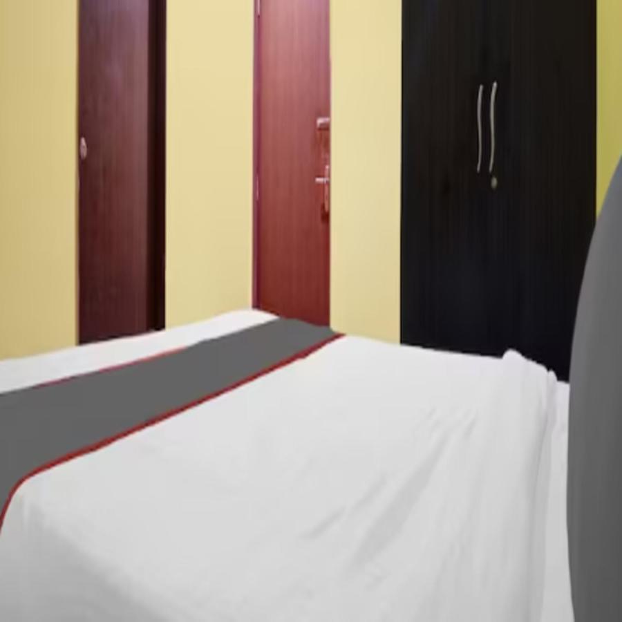 Carnival Hotel Пуна Экстерьер фото